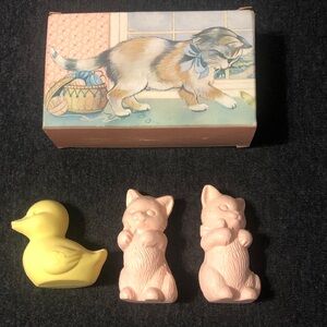 Vintage Avon Mini Cat and Duck Soap Set
